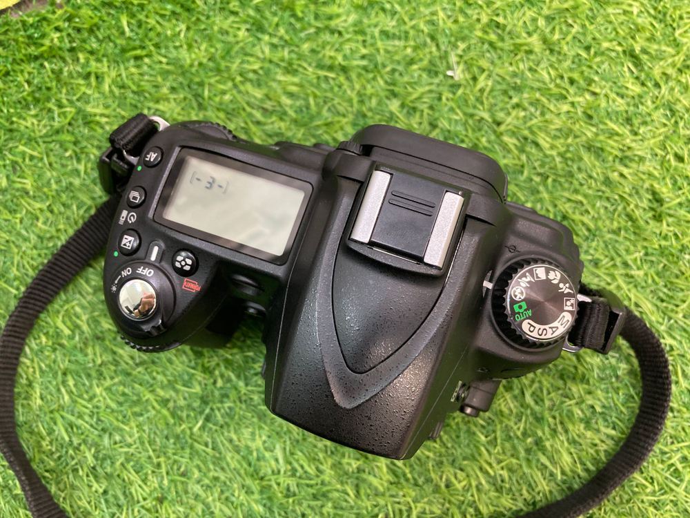 Nikon D90 15.500 кадров