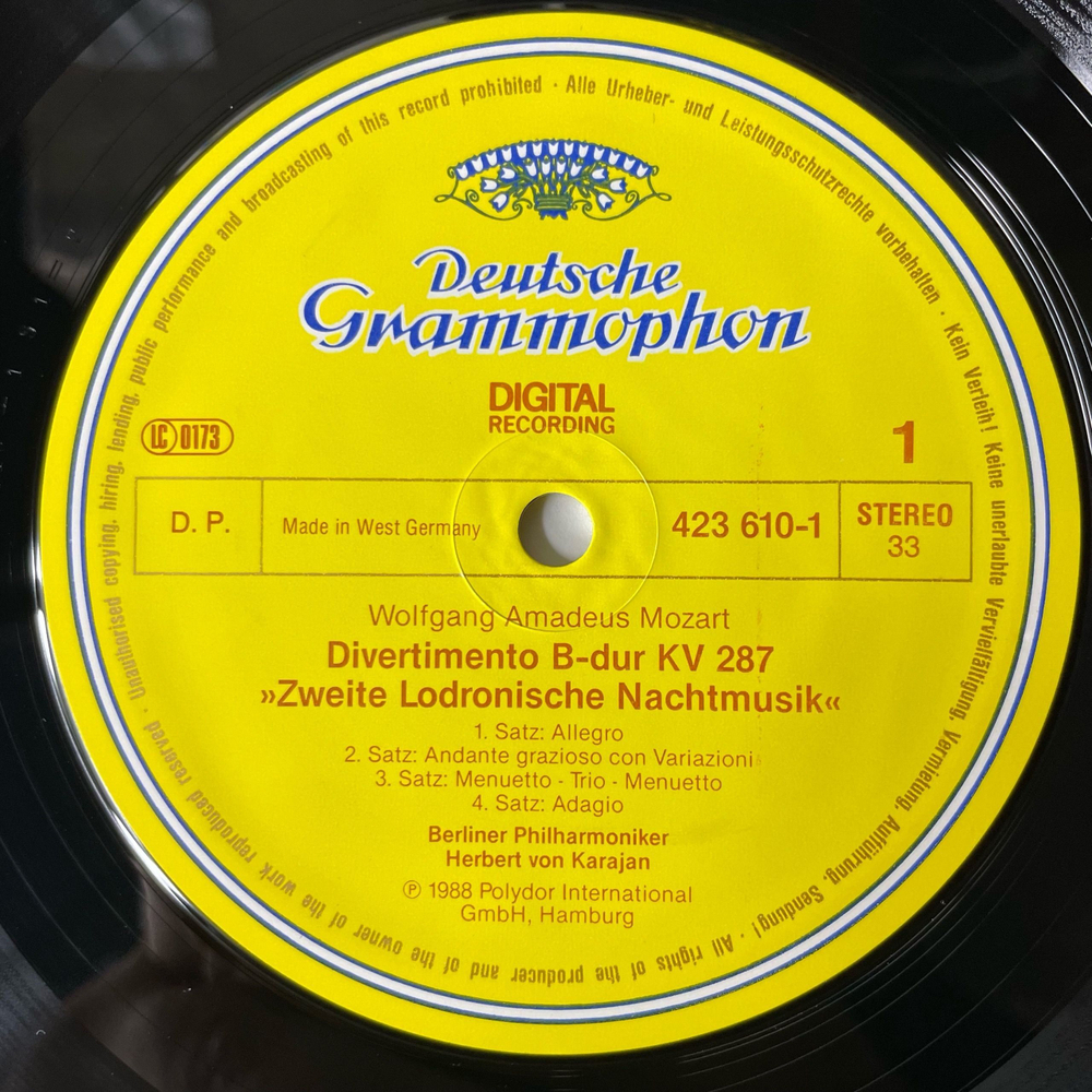 Винтажная виниловая пластинка В. А. Моцарт Mozart, Герберт фон Караян Herbert Von Karajan, Divertimento KV 287, Eine Kleine Nachtmusik KV 525 (Germany 1988)