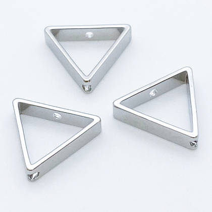 Коннектор-рамка Треугольник, цвет серебро (родий), размер 17*15 мм, цена за 1 шт