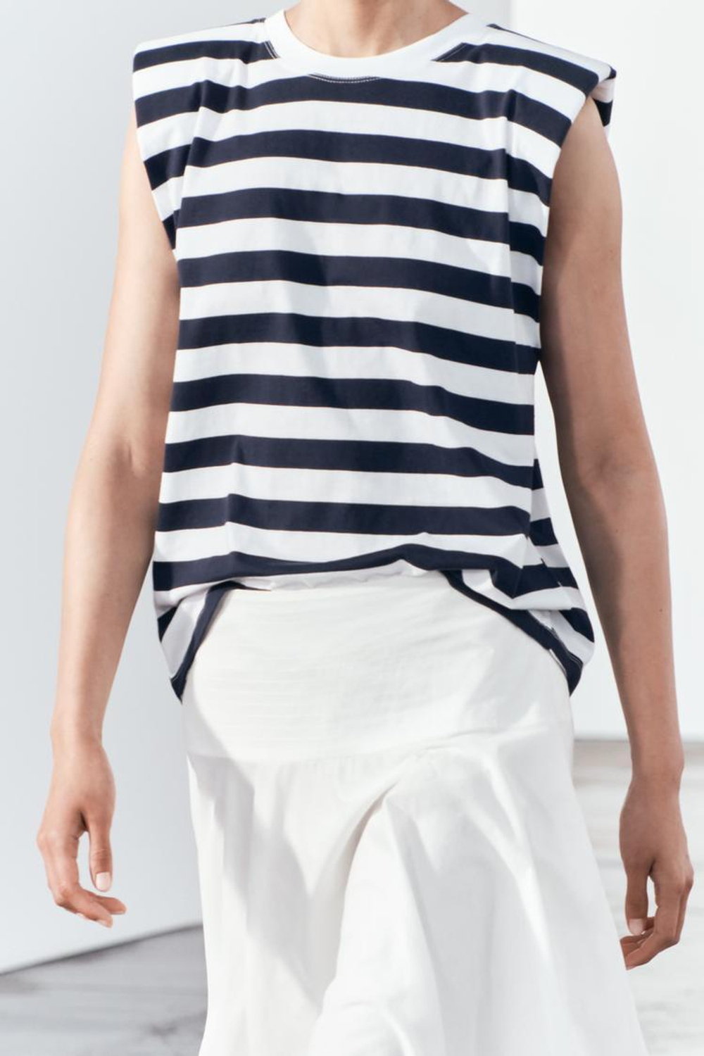 ZARA ТОП С ПОДПЛЕЧНИКАМИ, ПОЛОСКИ