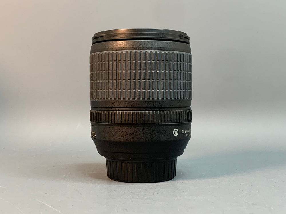 Nikon 18-105mm 3.5-5.6G AF-S ED DX VR Nikkor
