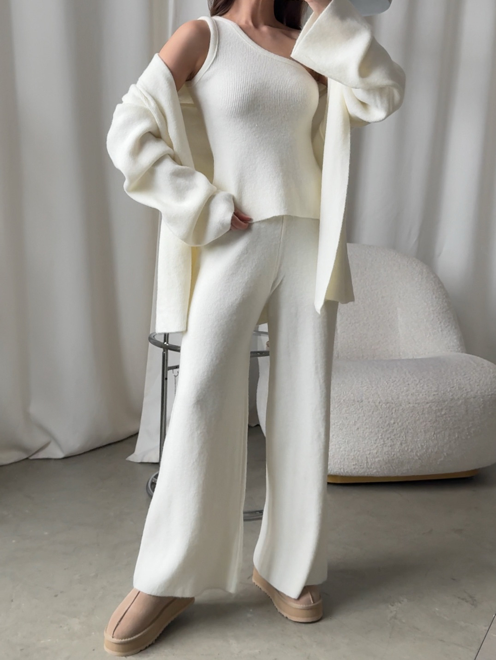 Комплект тройка вязаный, топ, брюки и кардиган