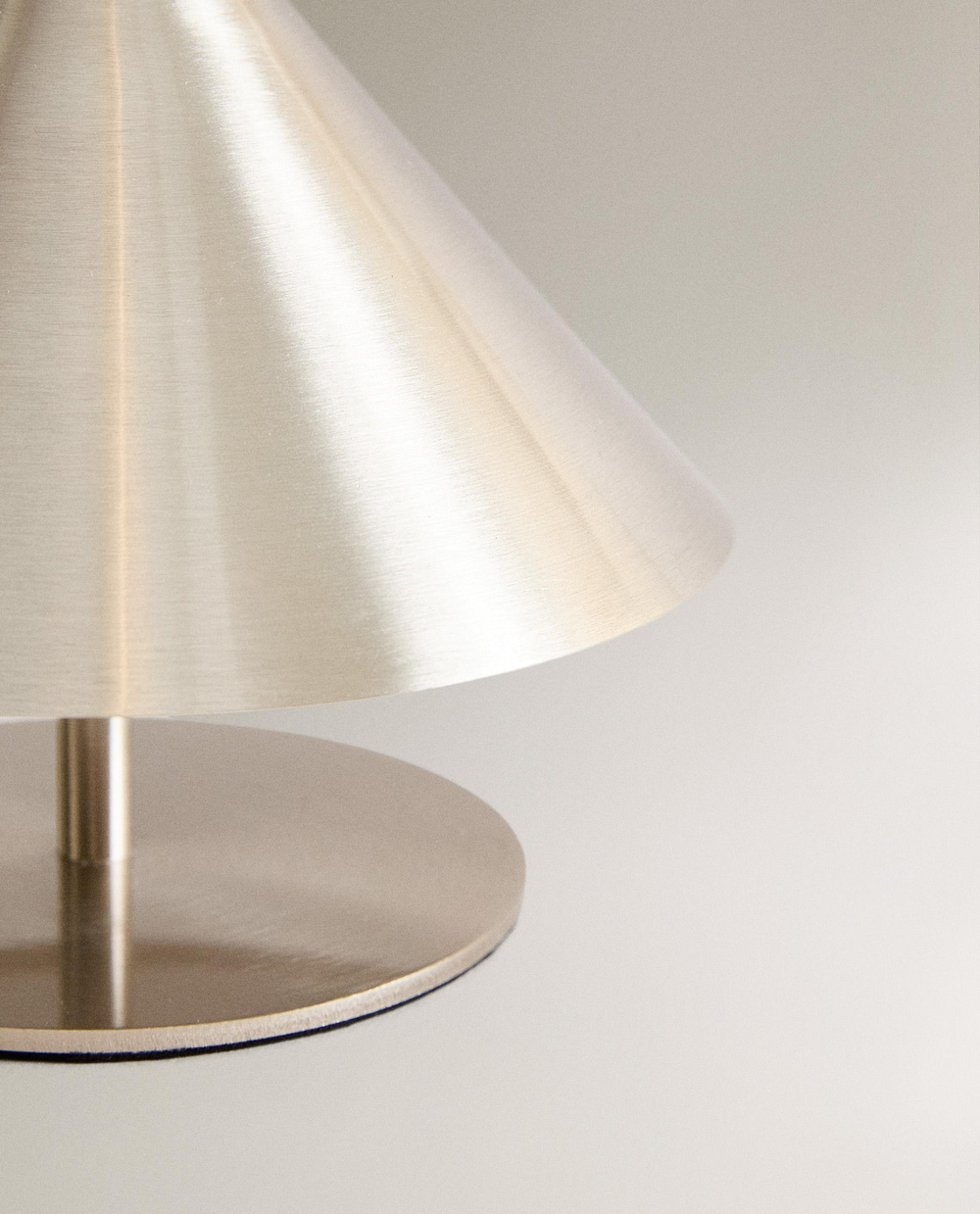 Zara Home Настольная лампа, цвет золотой, 12 см