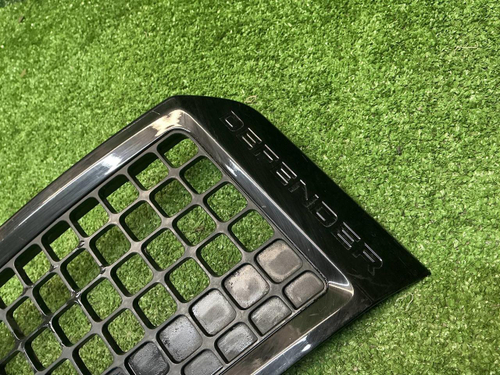 Накладка крыла левая LR Defender 2 L663 (19-нв)