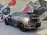 Широкий обвес с выхлопной системой для Lamborghini Urus 2018+ Ламборгини Урус