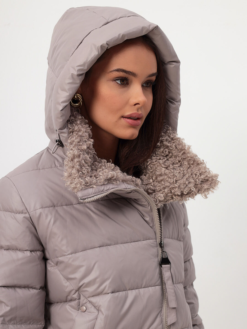 Куртка зимняя в цвете капучино