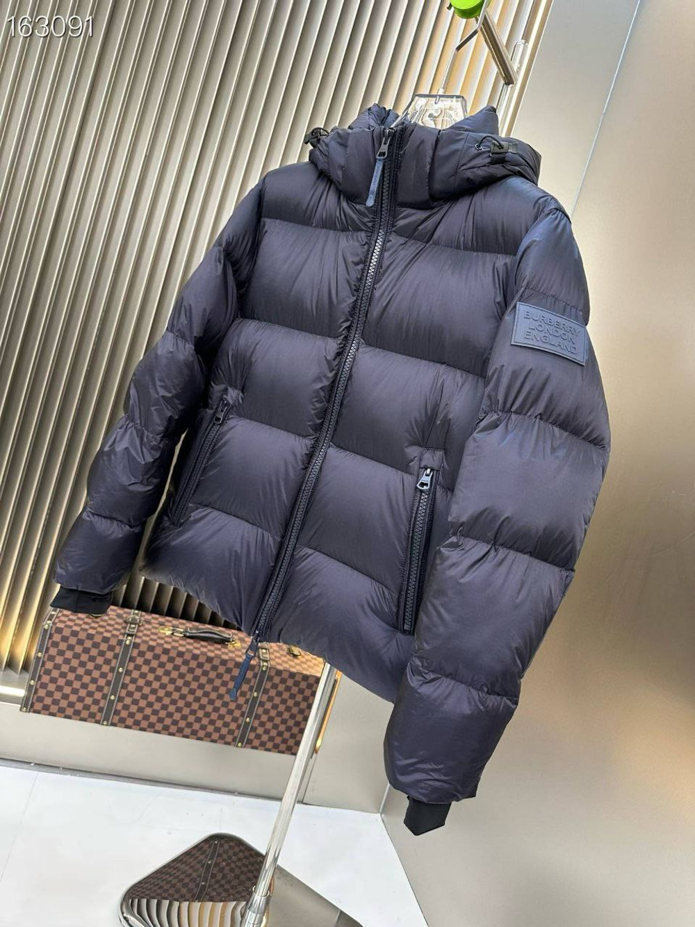 Пуховик Burberry
