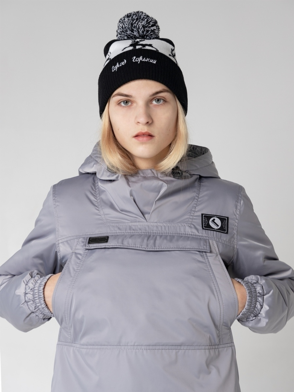 Анорак женский зимний Город Горький серый