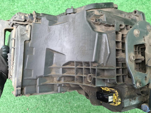 Фара левая Scania R-Series (2016-н.в.) галоген