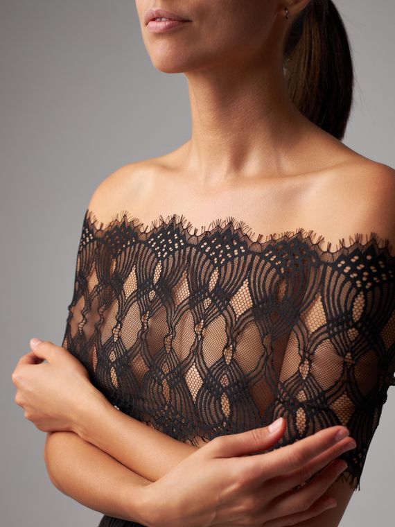 01-56 Кружево шантильи 22 см, черный 170