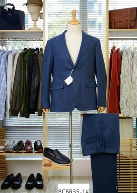 Льняной костюм Brunello Cucinelli