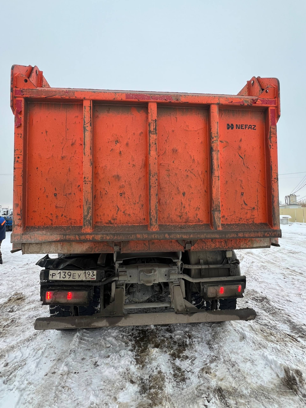 КамАЗ 6520 6x4 Самосвал 6520-3026012-53 (Дизельный, 11,7 л, 400 л.с., МТ)