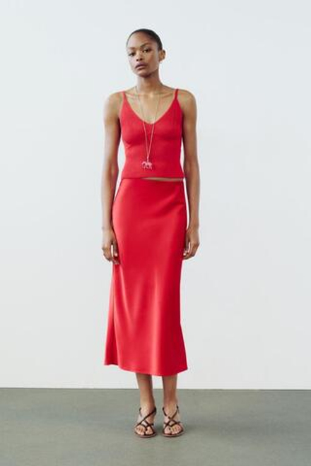 ZARA ТРИКОТАЖНЫЙ ТОП С V-ОБРАЗНЫМ ВЫРЕЗОМ, КРАСНЫЙ