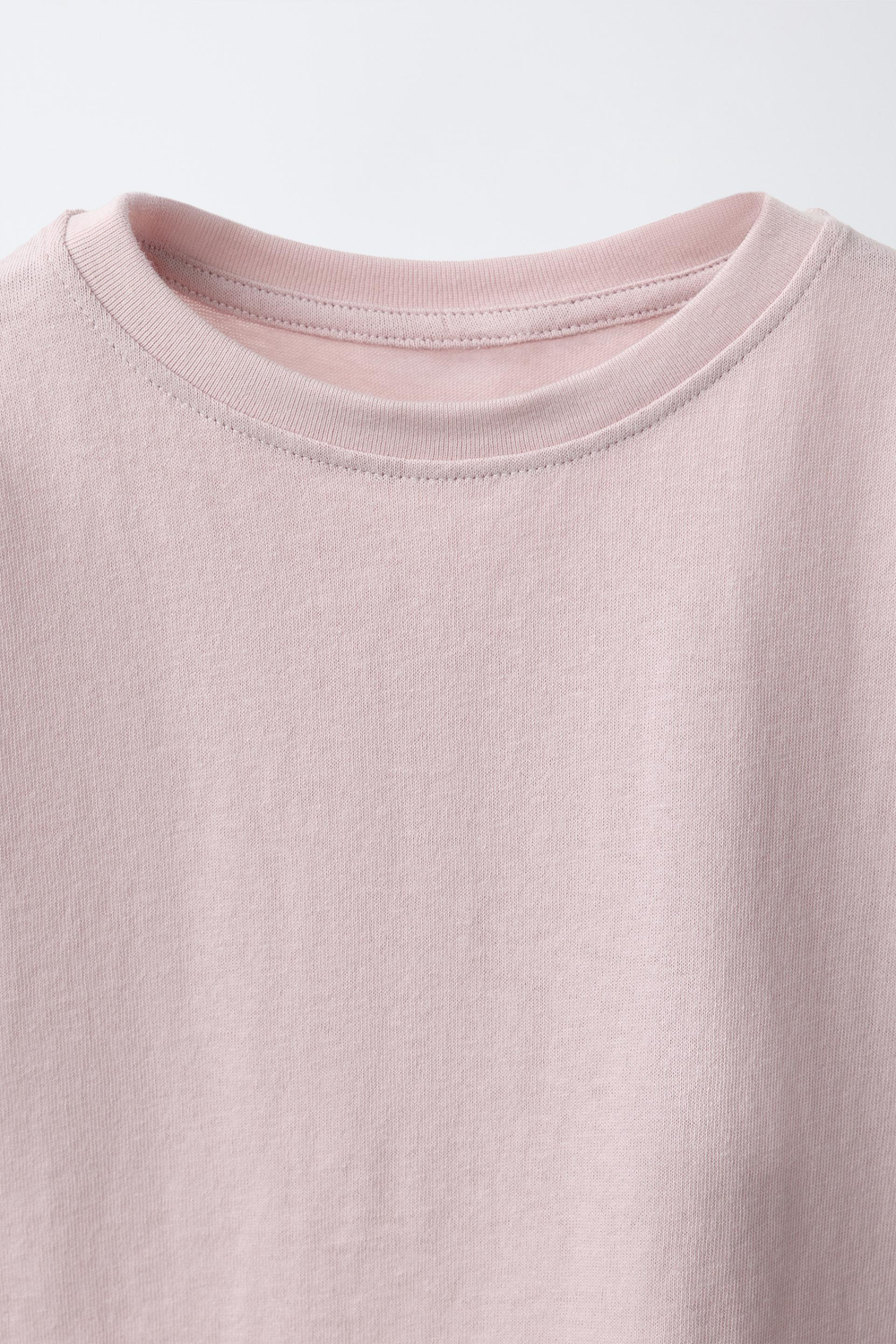 ZARA ОДНОТОННАЯ ФУТБОЛКА, БЛЕДНО-РОЗОВЫЙ