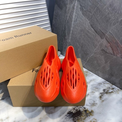 Adidas Yeezy Foam Runner