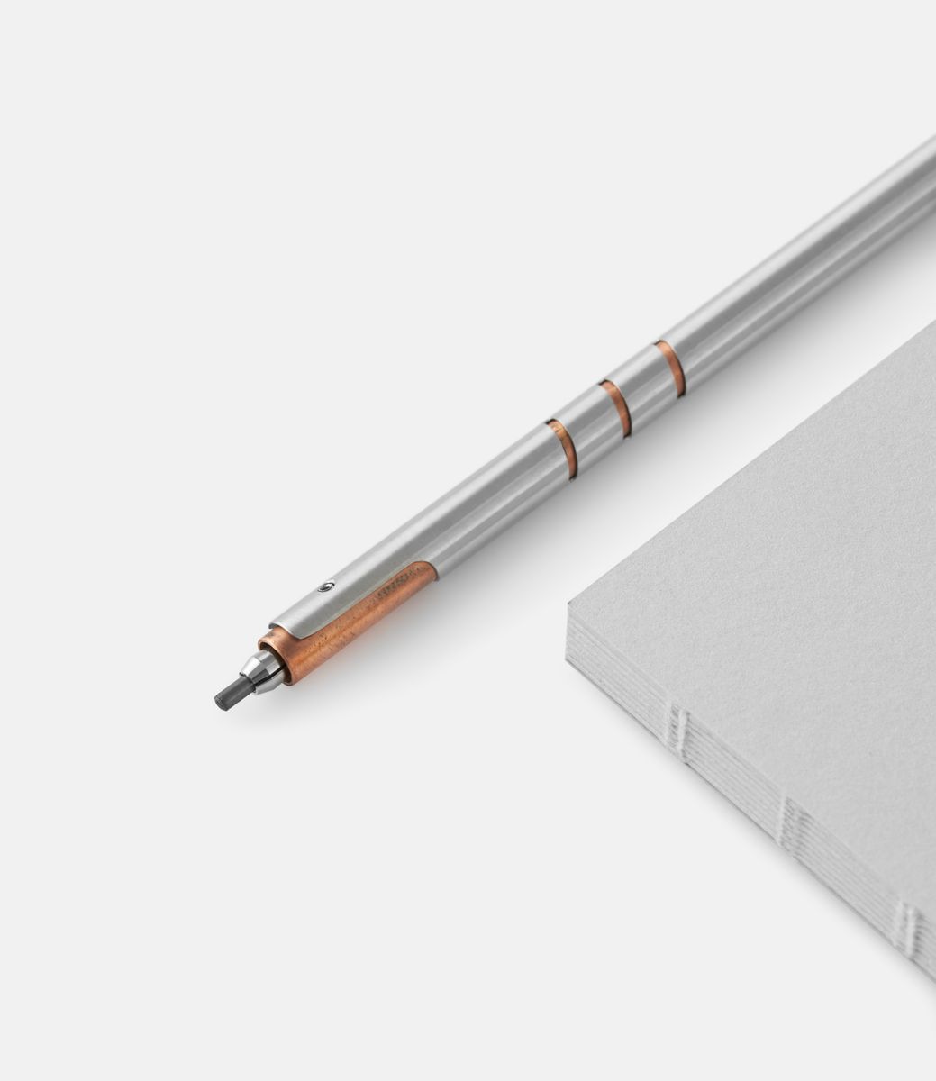 Lucio Rossi D7 II Hot Rod — механический карандаш из стали и меди