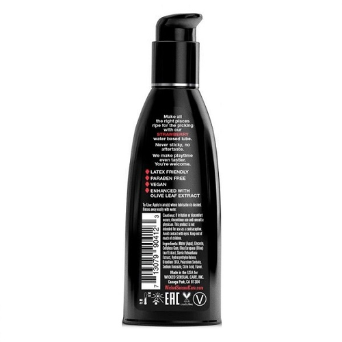 Лубрикант с ароматом клубники Wicked Aqua Strawberry 60мл