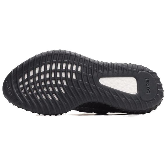 Кроссовки adidas originals YEEZY BOOST 350 V2 - это универсальный топ черного цвета.