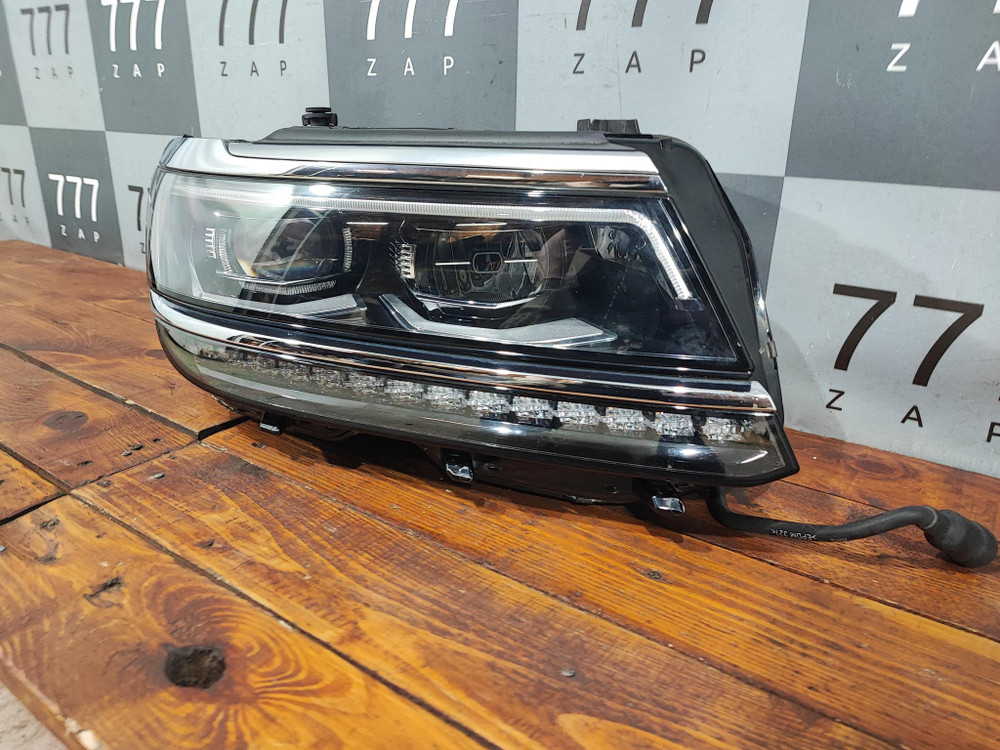 Фара правая Full Led Volkswagen Tiguan 2 16-20 Б/У Оригинал 5nb941082d
