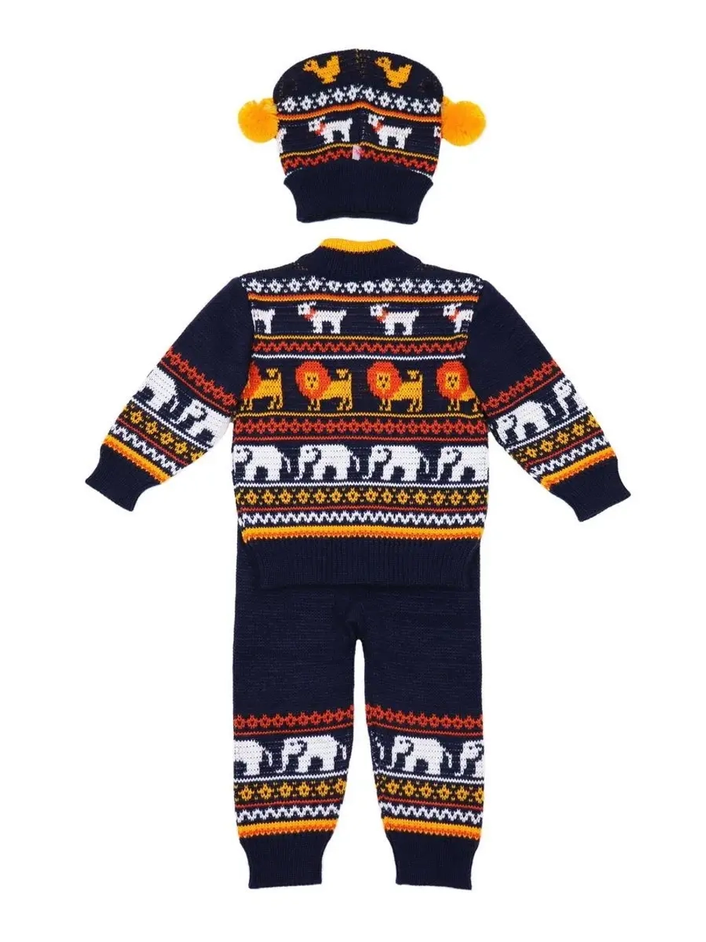 Костюм вязаный