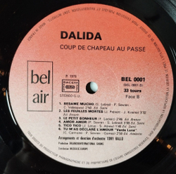 Винтажная виниловая пластинка LP Dalida Coup De Chapeau Au Passe (France 1980) Besame Mucho