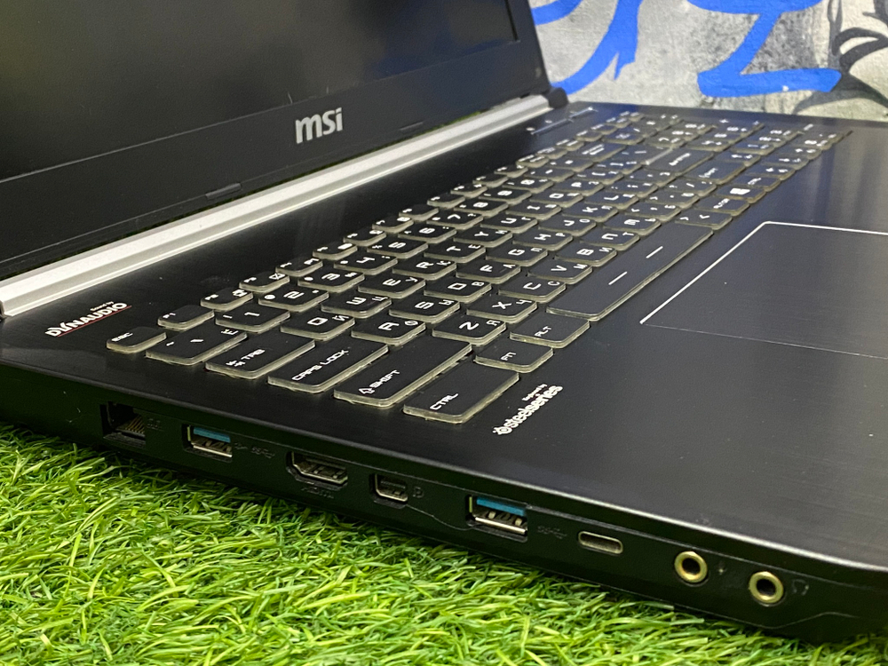Игровой MSI 15.6' i5-6300HQ/GTX 950M 2GB/8GB/1TB+256GB/ PE60 6QD-424XRU[9s7-16j514-424]/Windows 10