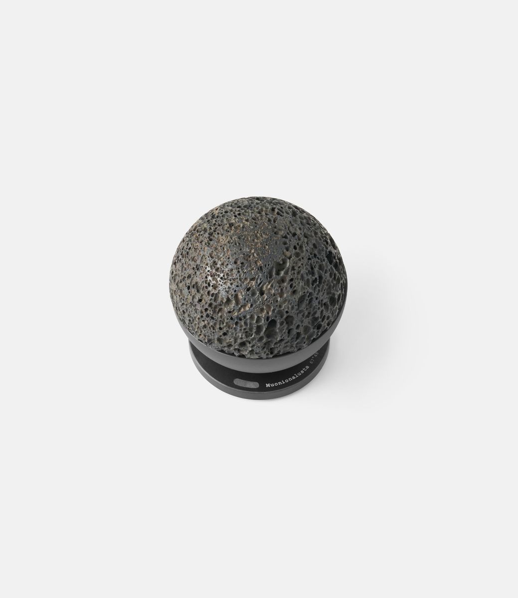 Zenlet Lava Ball Meteorite — диффузор с метеоритом