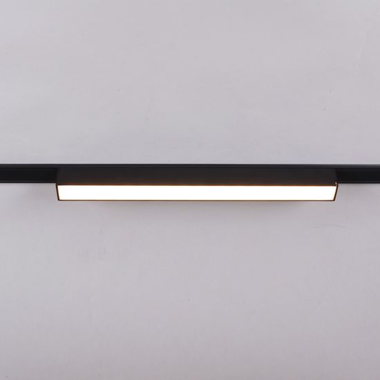 13003-9.3-001UR magnetic LED10W BK CCT+SMART