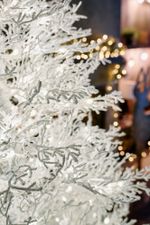 Искусственная белая елка с гирляндой встроенной «Normandia» Нормандия (коралловые ветки) от 2,1 м до 2,4 м