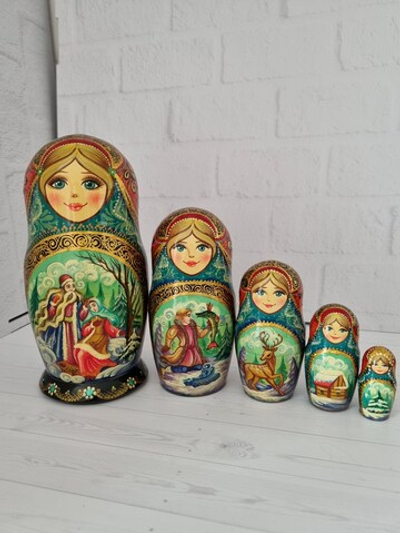 Матрешка 18см "Морозко" 5 мест