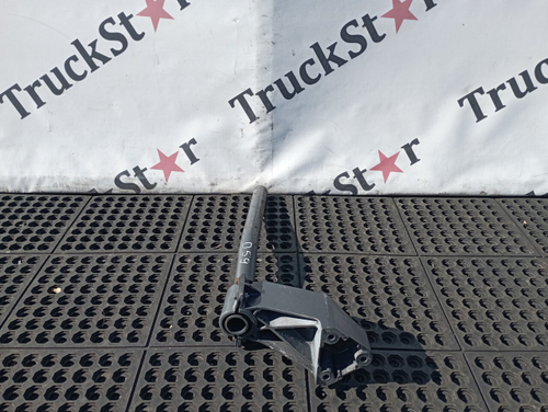 Кронштейн крыла заднего 2018г