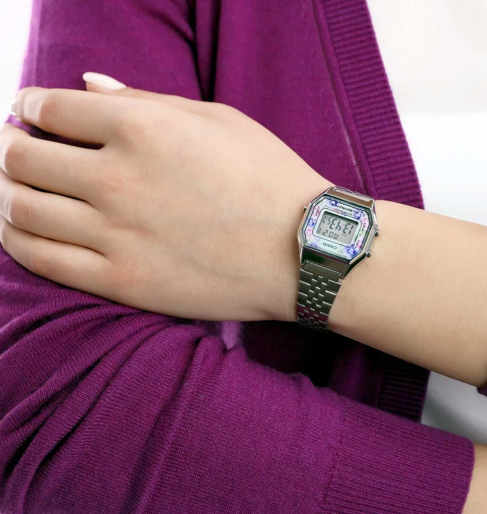 Женские наручные часы Casio Vintage LA680WA-2C