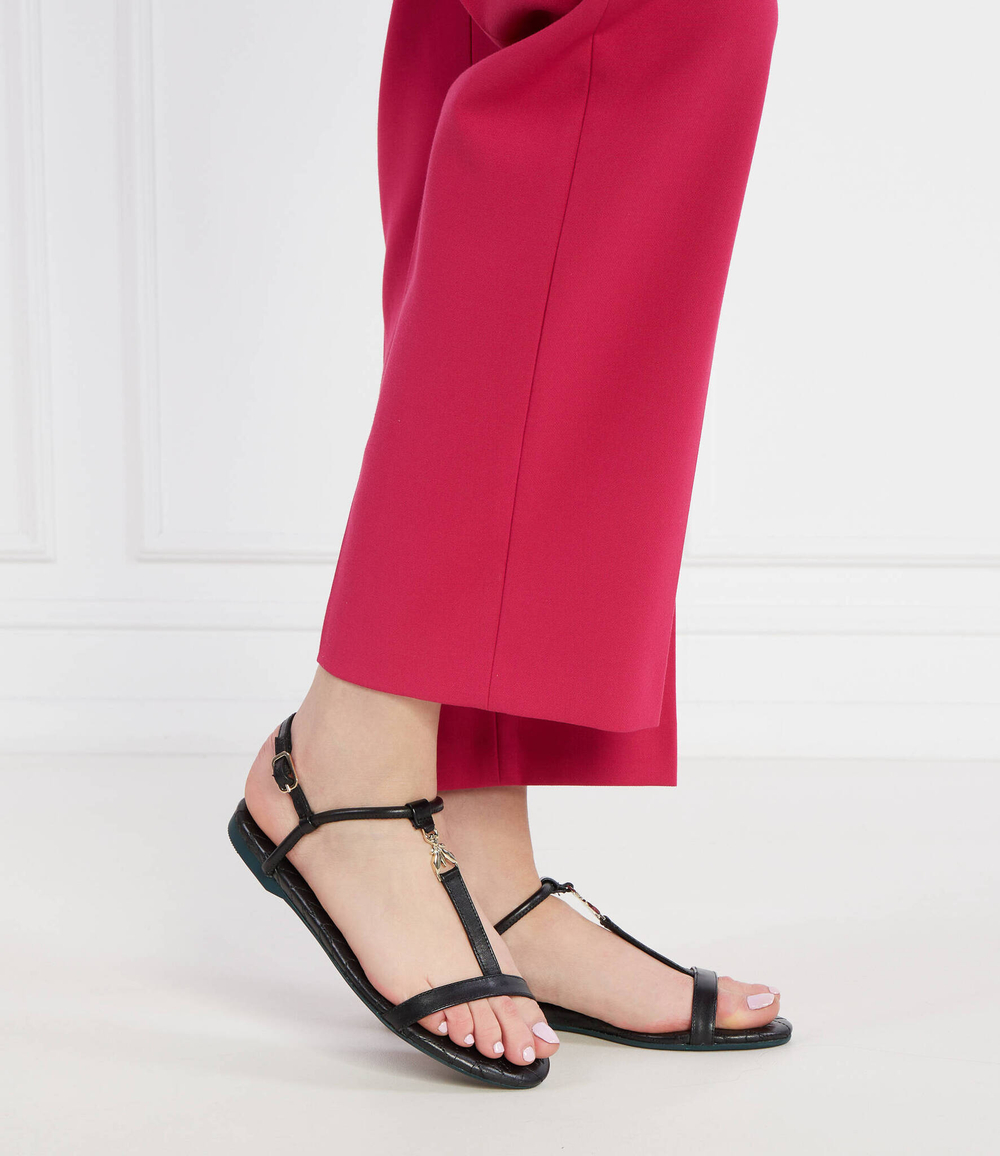 Кожаные босоножки Patrizia Pepe - черный(8X0025 L048)