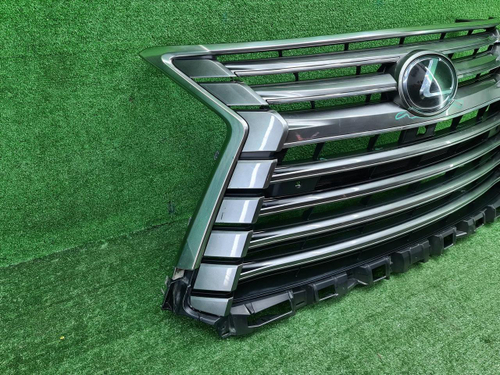 Решетка радиатора Lexus LX 3 (2015-2023)