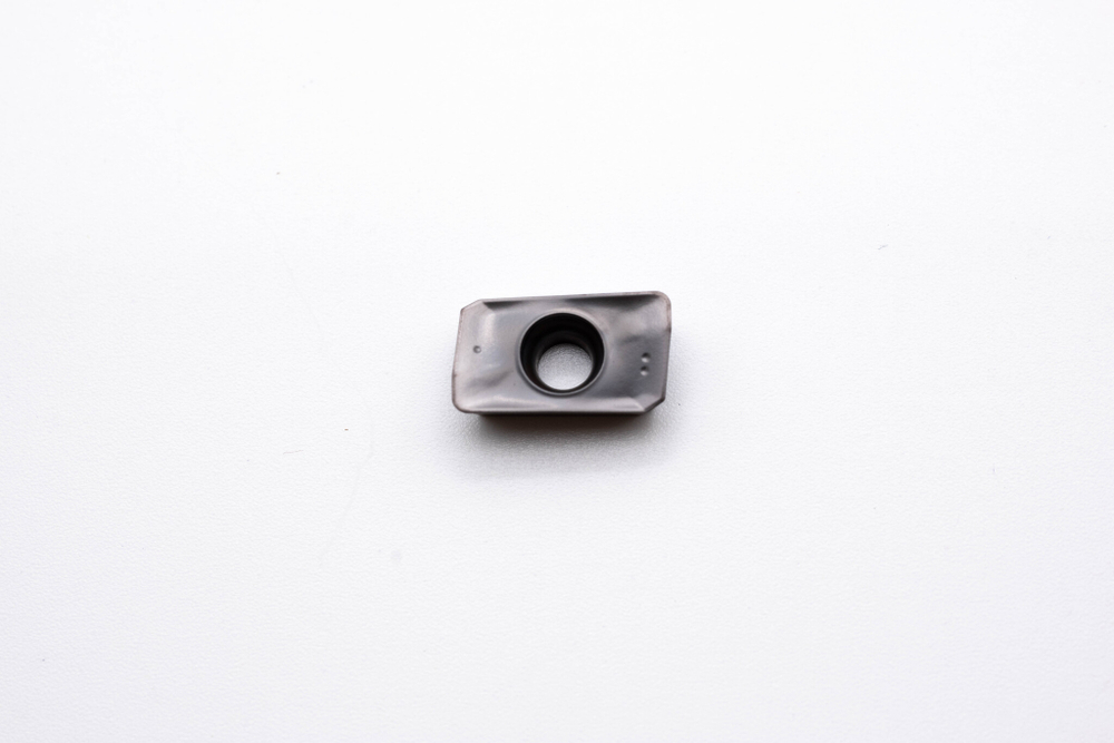APMT1135PDER-XM LF6018