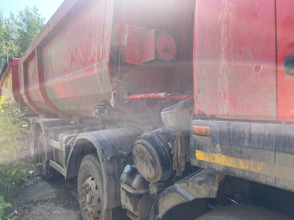 МАЗ 6516 8x4 Самосвал 6516С9-580-000 (Дизельный, 11,1 л, 420 л.с., МТ)