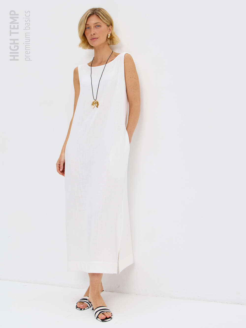 Льняной сарафан макси с карманами