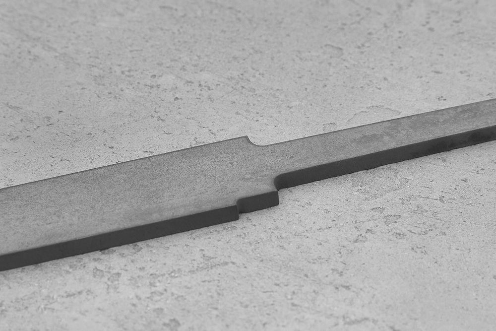 Заготовка для ножа, сталь Cromax PM 3,6мм. Модель "Финка Д.Ю.Ш." с клинком 145мм, ТО 61-62HRC