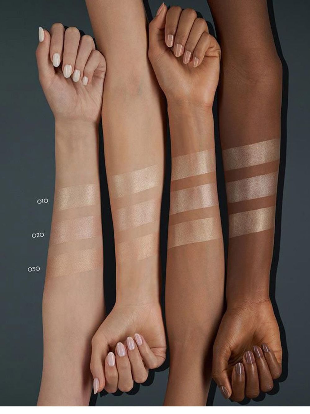 Хайлайтер Catrice More Than Glow Highlighter - Beyond Golden Glow 030