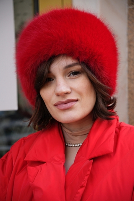 Кубанка красная