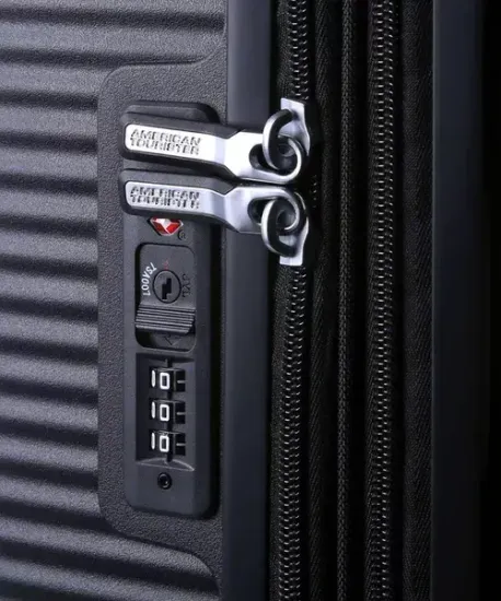 Чемодан American Tourister,Soundbox 88473/1027