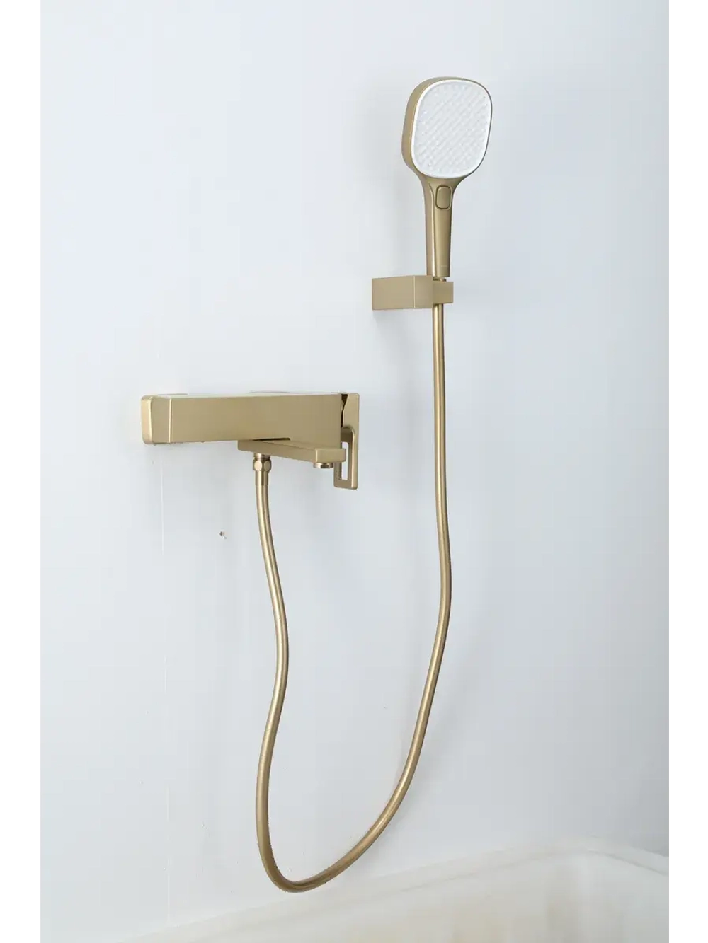 Смеситель для ванны Gappo G3217-3