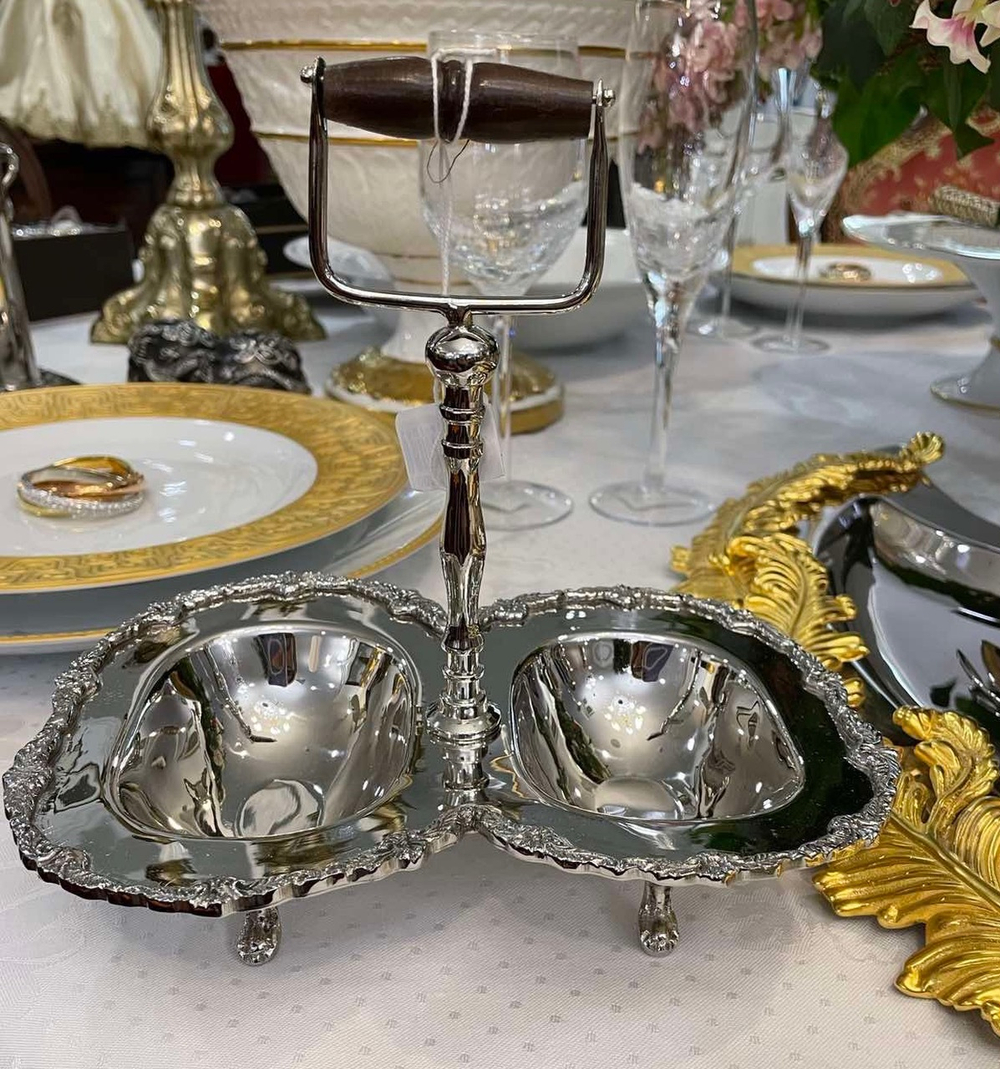 Менажница с ручкой