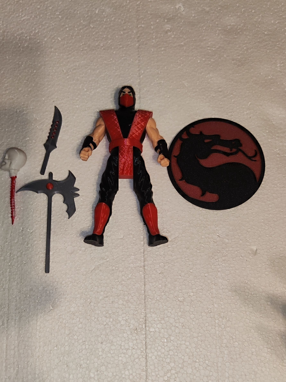Подвижная фигурка "Эрмак" Mortal Kombat, пластик, цвет красный