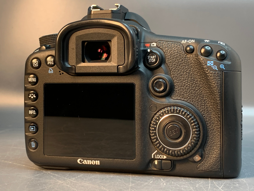 Canon EOS 7D 27246 кадров