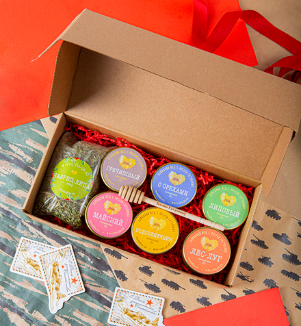 Набор №55 "6 видов мёда + чай + ложка"