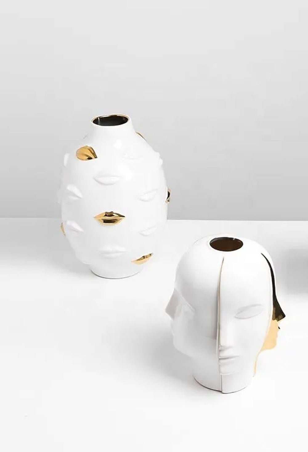 Ваза Gold face vase