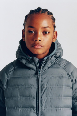 ZARA УЛЬТРАЛЕГКАЯ НЕПРОМОКАЕМАЯ КУРТКА, СЕРО-СИНИЙ