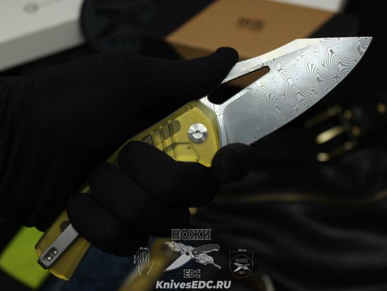 Нож складной CIVIVI BullTusk C23017-DS1 сталь клинка Stainless Damascus, рукоять Ultem
