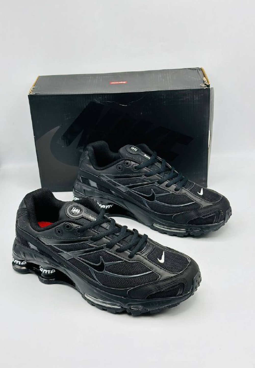 Мужские кроссовки Nike Supreme